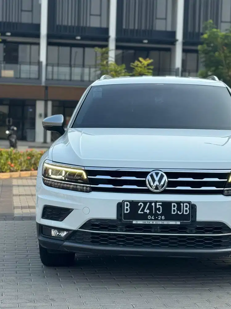 VW Tiguan All Space 1.4 TSI 7 Seater White on Black