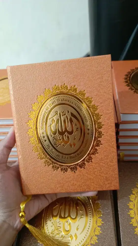 Buku yasin dan tahlil (mengenang 40/100/1000 hari)