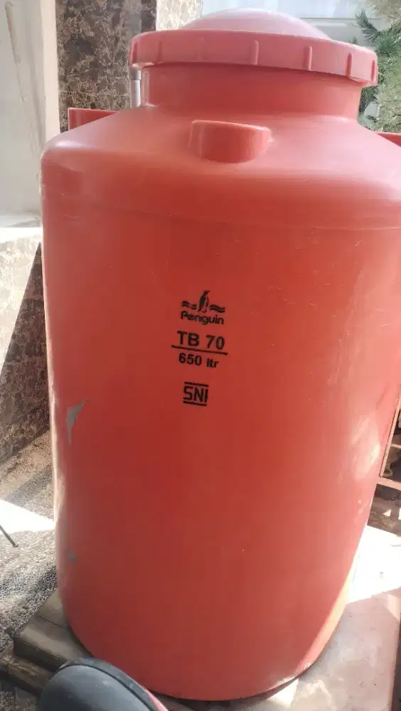 Toren air penguin 650 liter