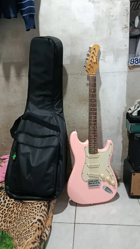 GITAR LISTRIK LEGACY