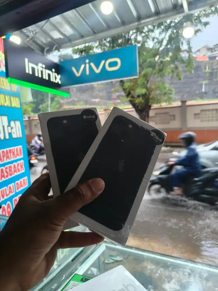 New iPhone 13 128gb ibox garansi resmi 1 tahun ibox