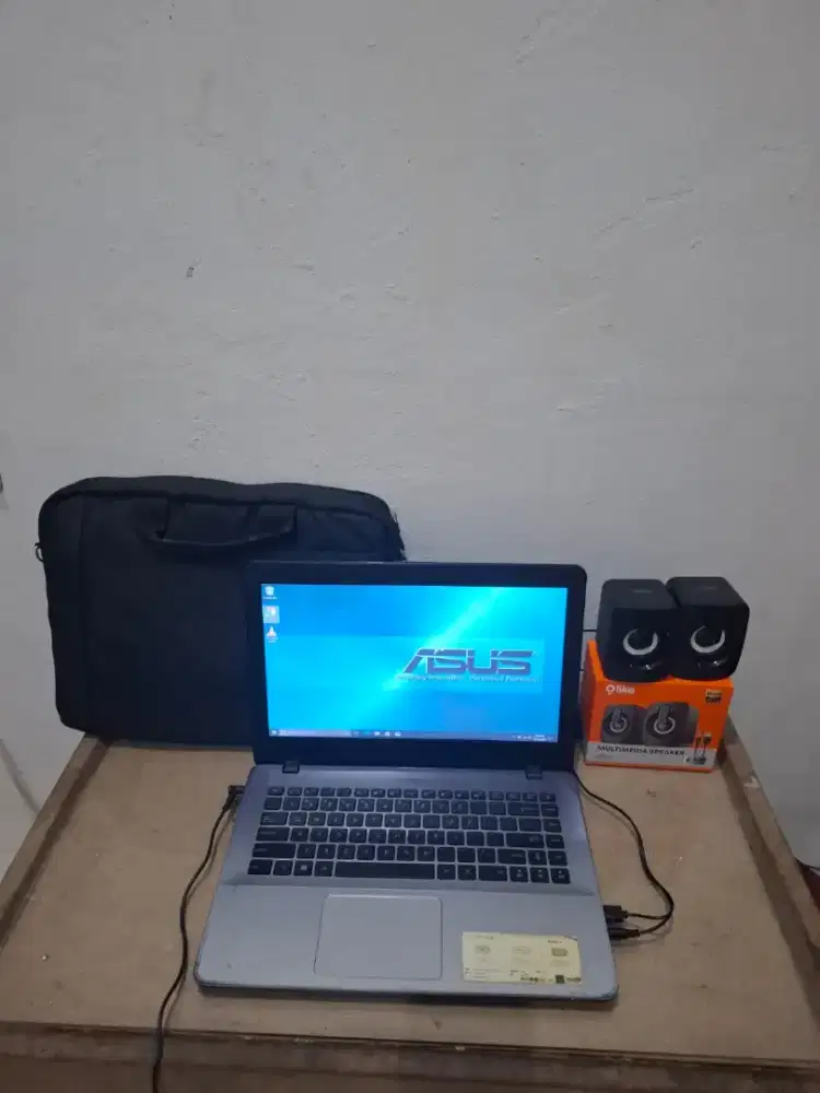 Asus A442U vlcore i7 7500u nvidia 930mx