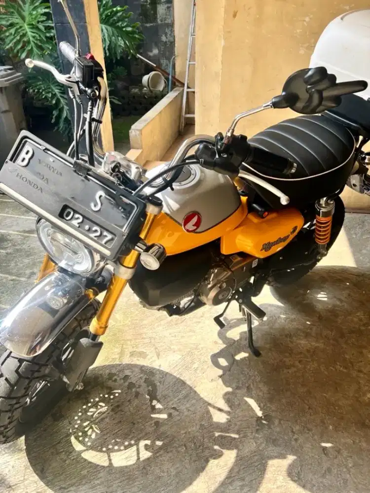 Honda Monkey 125 2021 Reg 2022 KM 500an Like New Bonus Rack + Box Givi