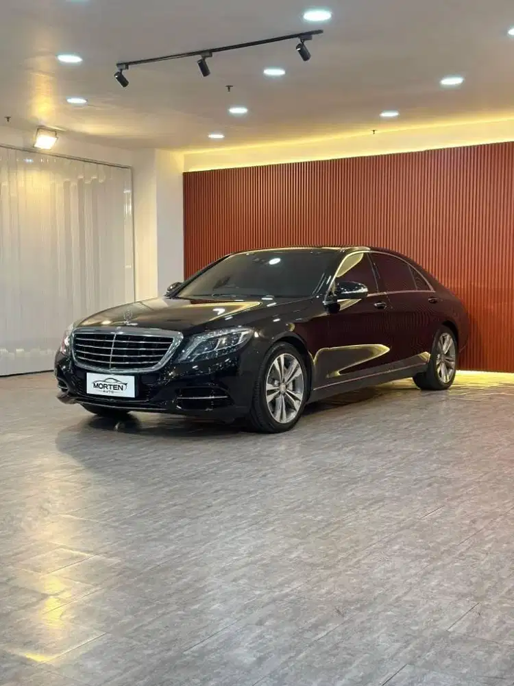Mercedes Benz S400L W222 Tahun 2016 Km 35 Rb