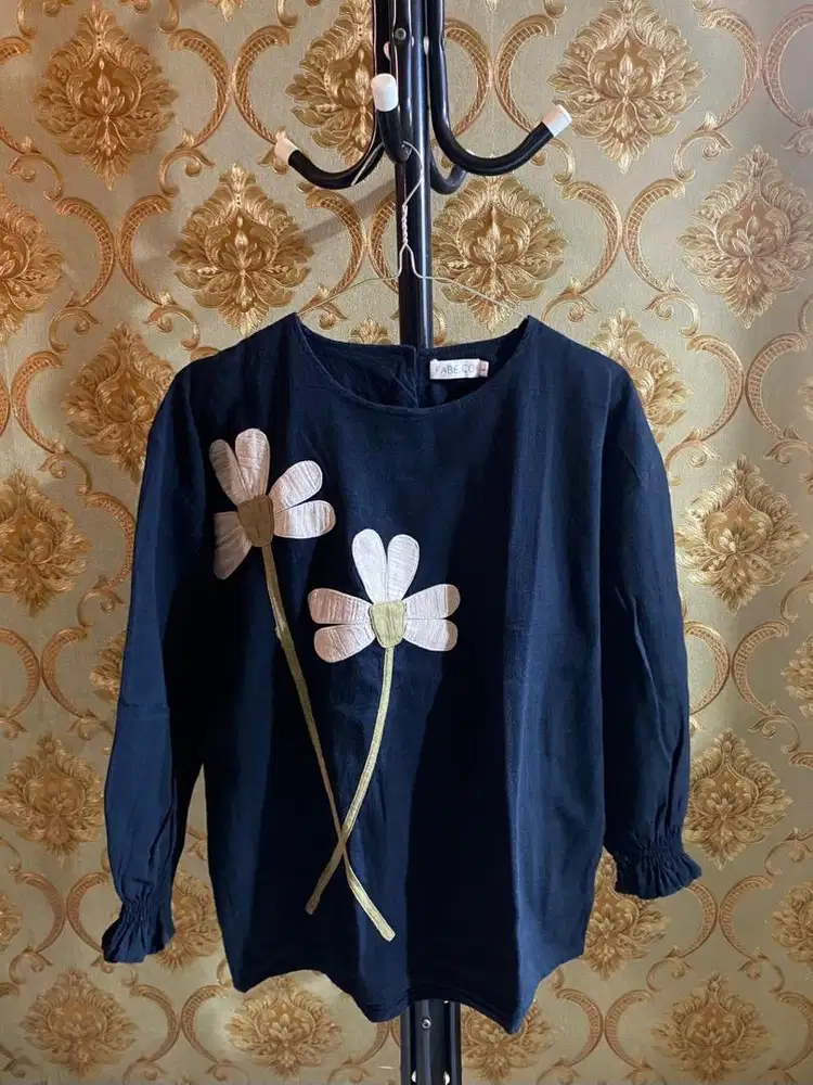 Preloved Fabe.Co Blouse