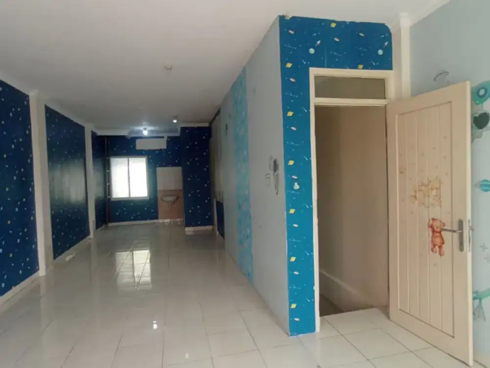 Disewakan Murah Ruko Mutiara Taman Palem Cengkareng