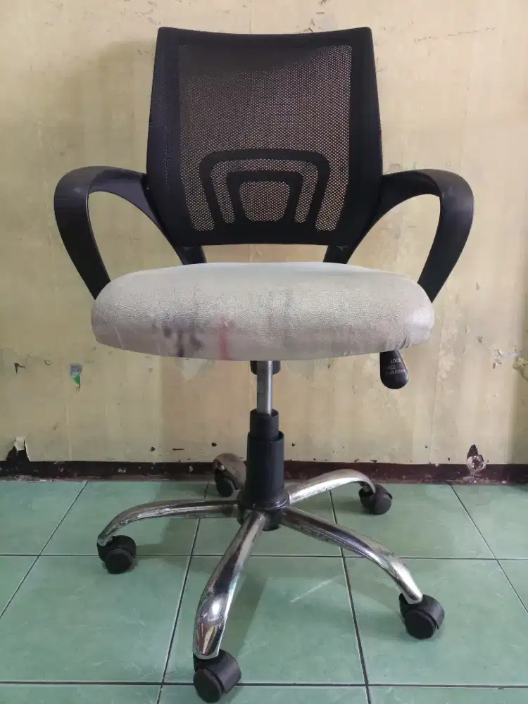 KURSI KANTOR HIDROLIK