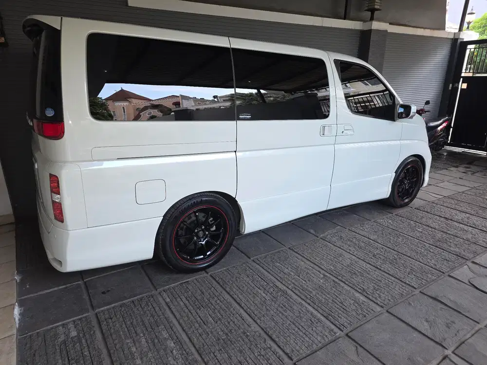 Nissan Elgrand 2008 Bensin