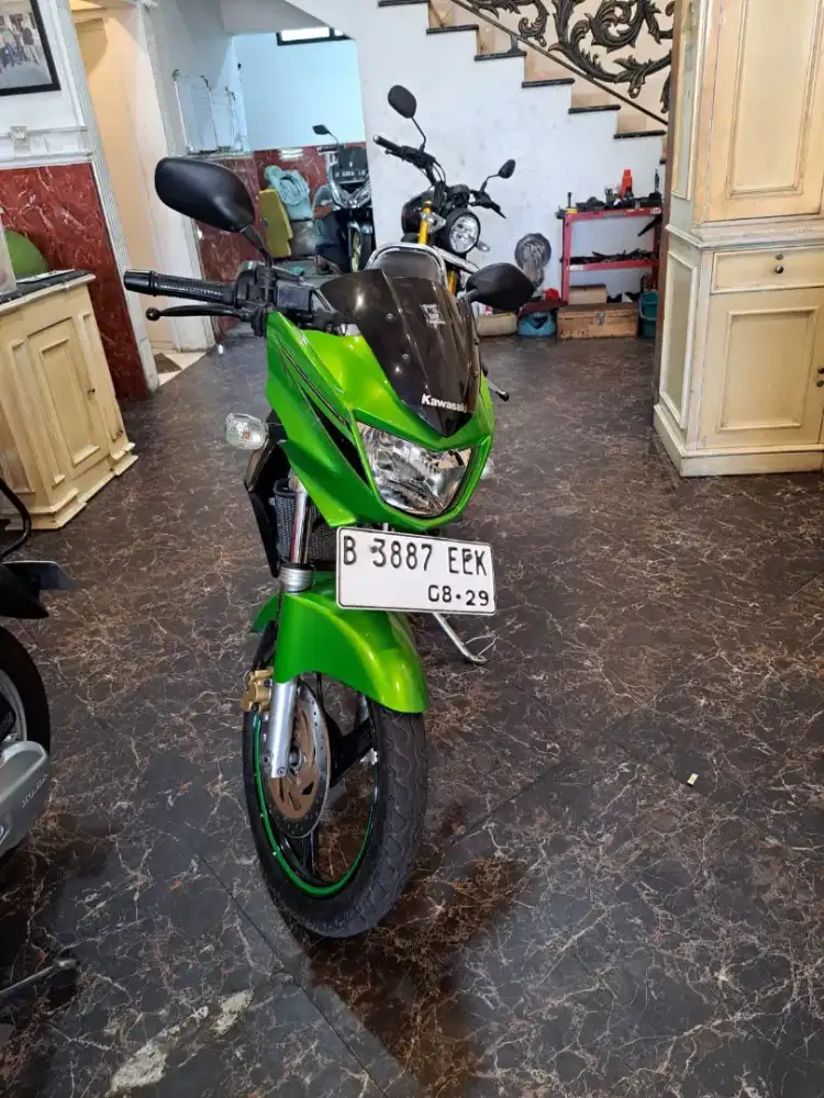 DIJUAL NINJA 150R TH 2014 ANTIK KM.12RB MESIN SEGEL GARANSI HALUS