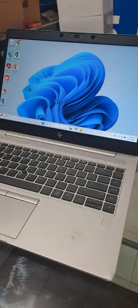 LAPTOP HP ELITEBOOK 840 G5 CORE I5 GEN 8 RAM 8 GB SSD 256 LAYAR 14 IN