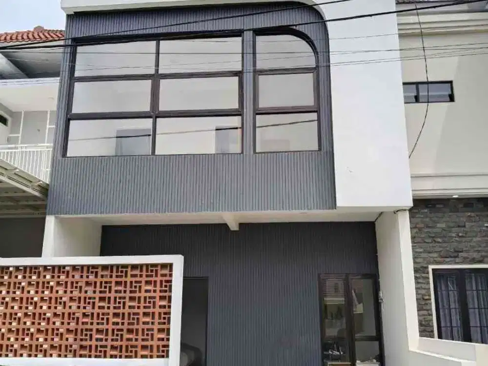 Rumah 2 Lantai Siap Huni Dekat Suhat Malang