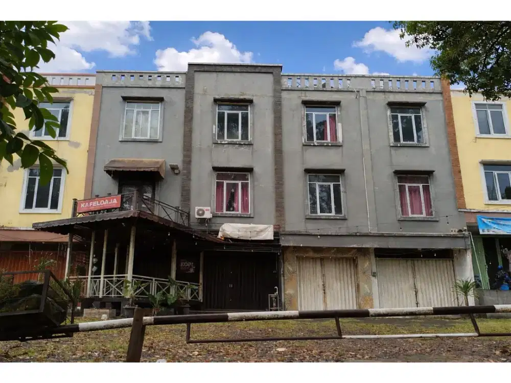 DIJUAL 4 RUKO BAGUS DAN STRATEGIS 3.5 LANTAI SIAP HUNI DI CIOMAS BOGOR BO203
