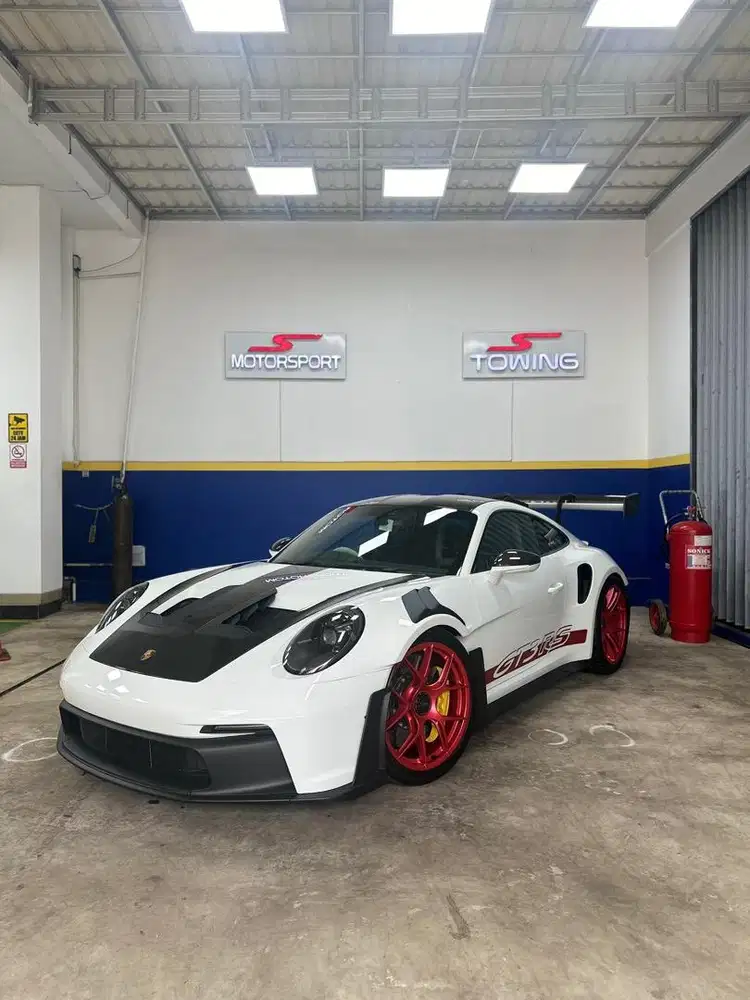 PORSCHE GT3RS WEISSACH 100kms only!