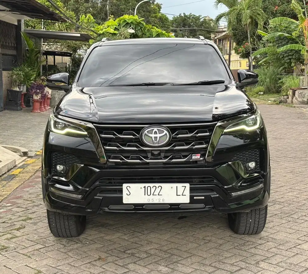 LOW KM 32rb - TOYOTA FORTUNER VRZ 2.8 GR SPORT 2023 MATIC PAJAK 5/2027