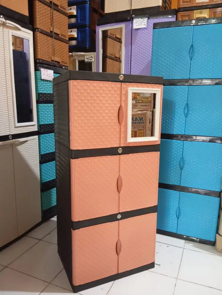 Lemari Plastik Doremi Susun 3 Full kunci + Kaca