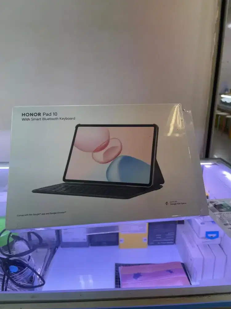 Honor pad 10inc 8/256 new