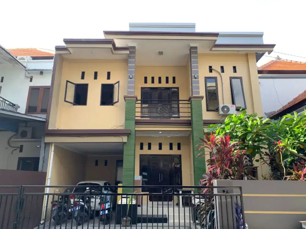 DISEWAKAN RUMAH TEMPAT TINGGAL 2 LANTAI DI MONANG-MANING DENPASAR