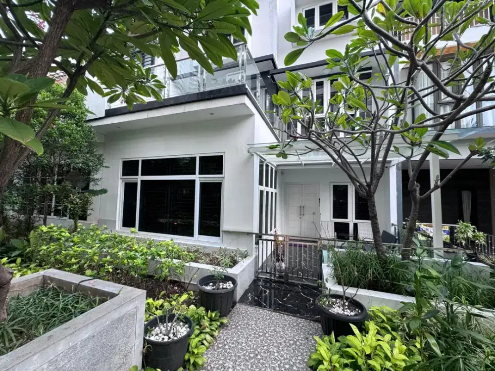 Townhouse Springhill Golf Residence Royalton Kemayoran Griya Inti Sunter