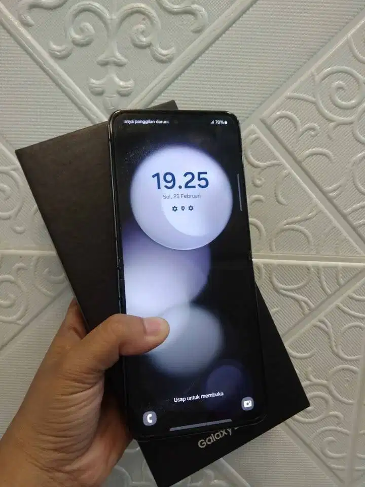 samsung z flip 5 256gb