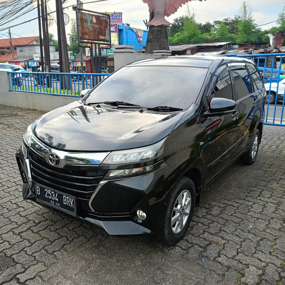 Toyota Avanza g matic pajak plat baru DP 3 JT saja