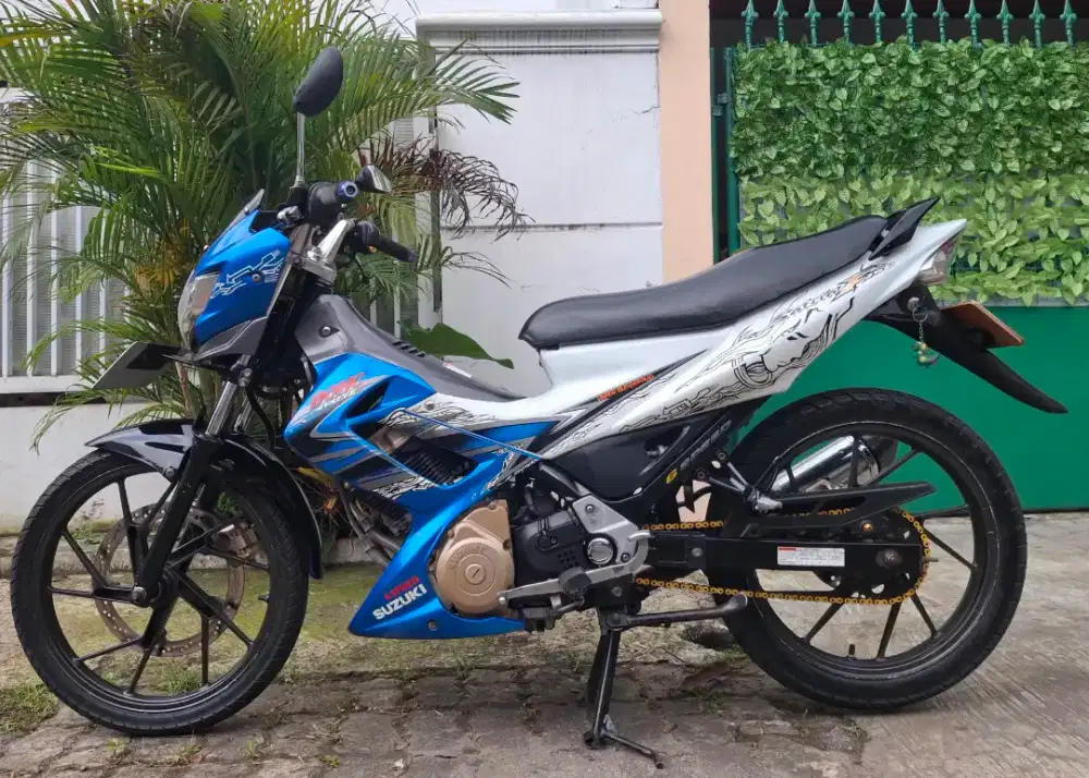 Satria fu150 scd 2012 barong putih biru ori