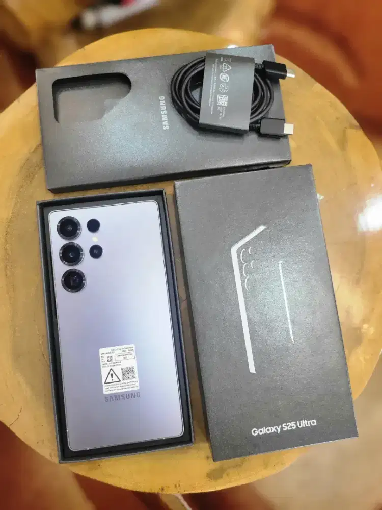 SAMSUNG S25 ULTRA 12/512GB SEIN LIKE NEW