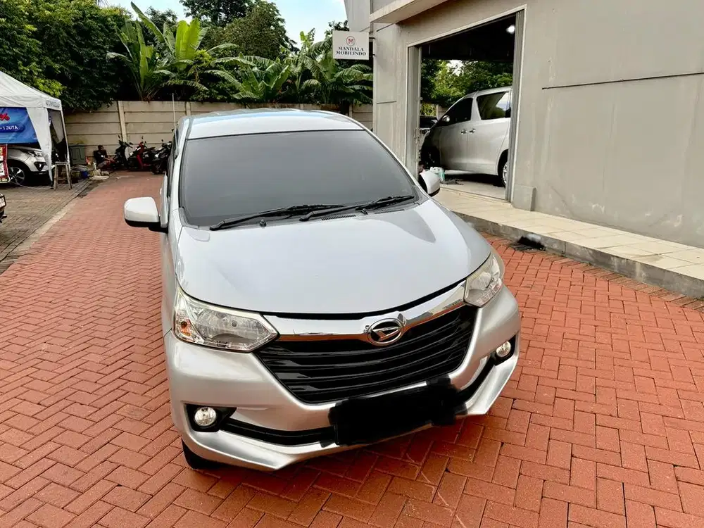 Daihatsu Xenia 1.3 r 2017 AT silver metallic