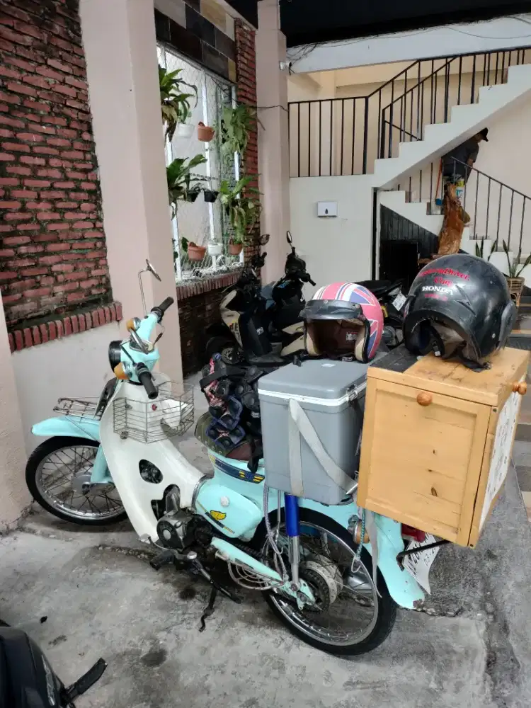 Jual Motor Honda C70 (pitung) kopi keliling