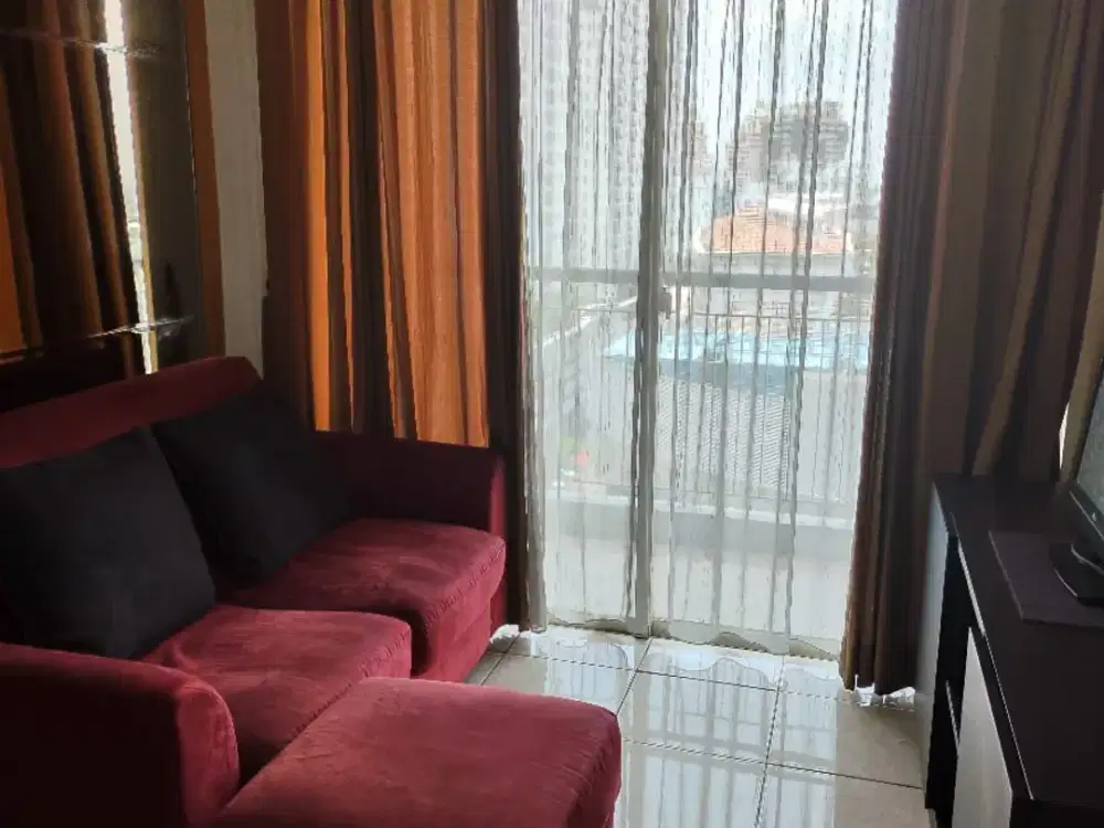 di jual apartemen city home tower Miami lantai 10 sudah full furnish hadap timur nego tipis