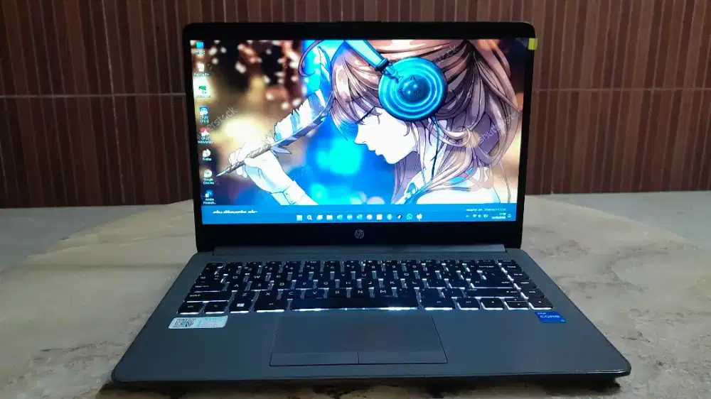 Laptop HP 240 G8 Core i5 Ram8GB ssd512GB Backlit Intel R Iris Xe GEN11