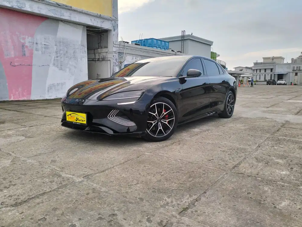 KM 5rb BYD Seal Performance AWD 2025 LikeNew