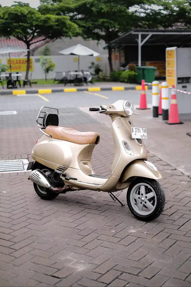 JUAL VESPA MATIC BEKAS/SECOND LX 2013  MURAH BERGARANSI