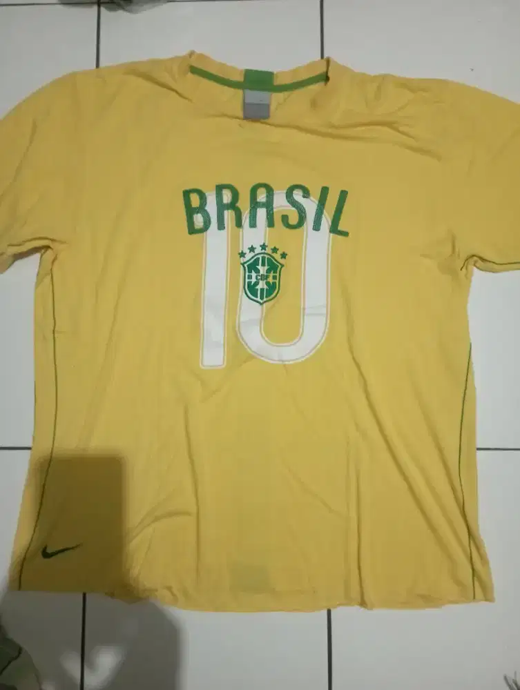 Nike size L,LD:52cm,kondisi 95%,jual 120k