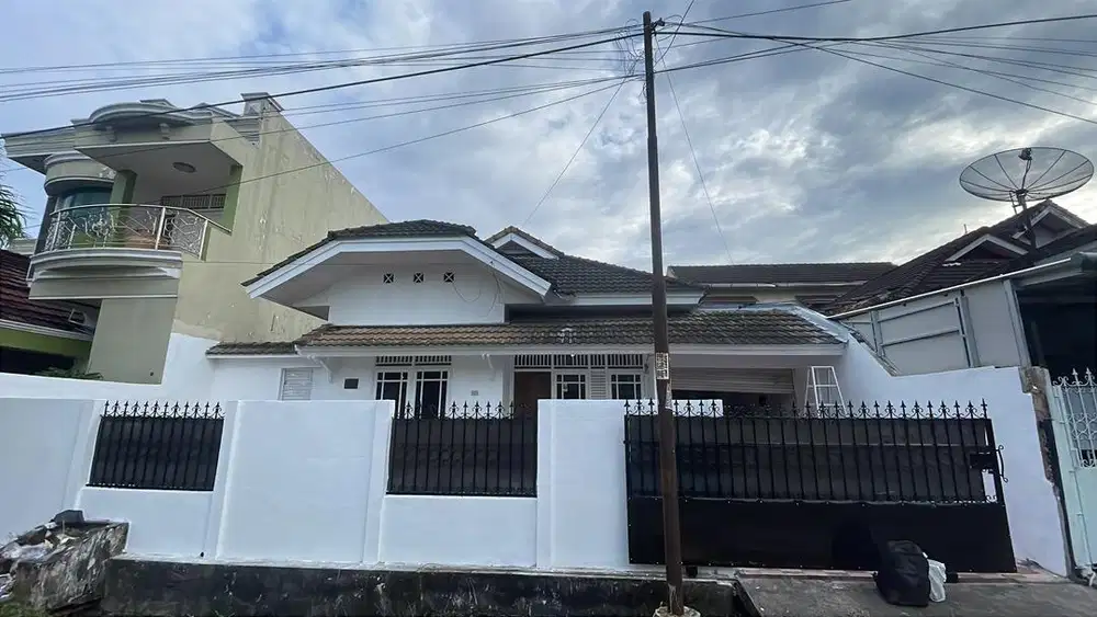 Rumah dijual komplek bukit sejahtera poligon