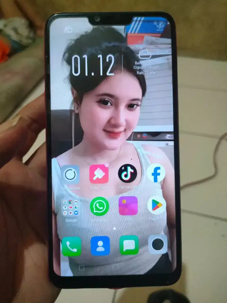 Oppo A3s 4G 2/16 layar 6.2 inchi mulus tt/barter