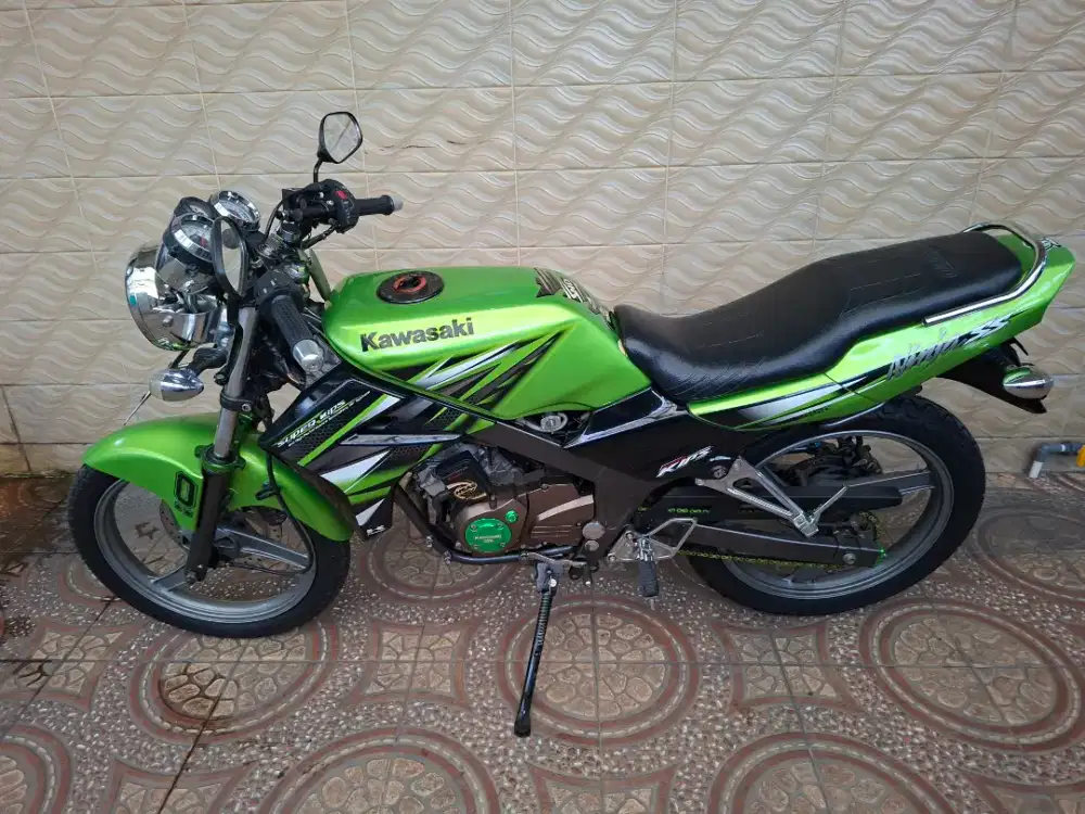 Kawasaki ninja 150 r convert ss