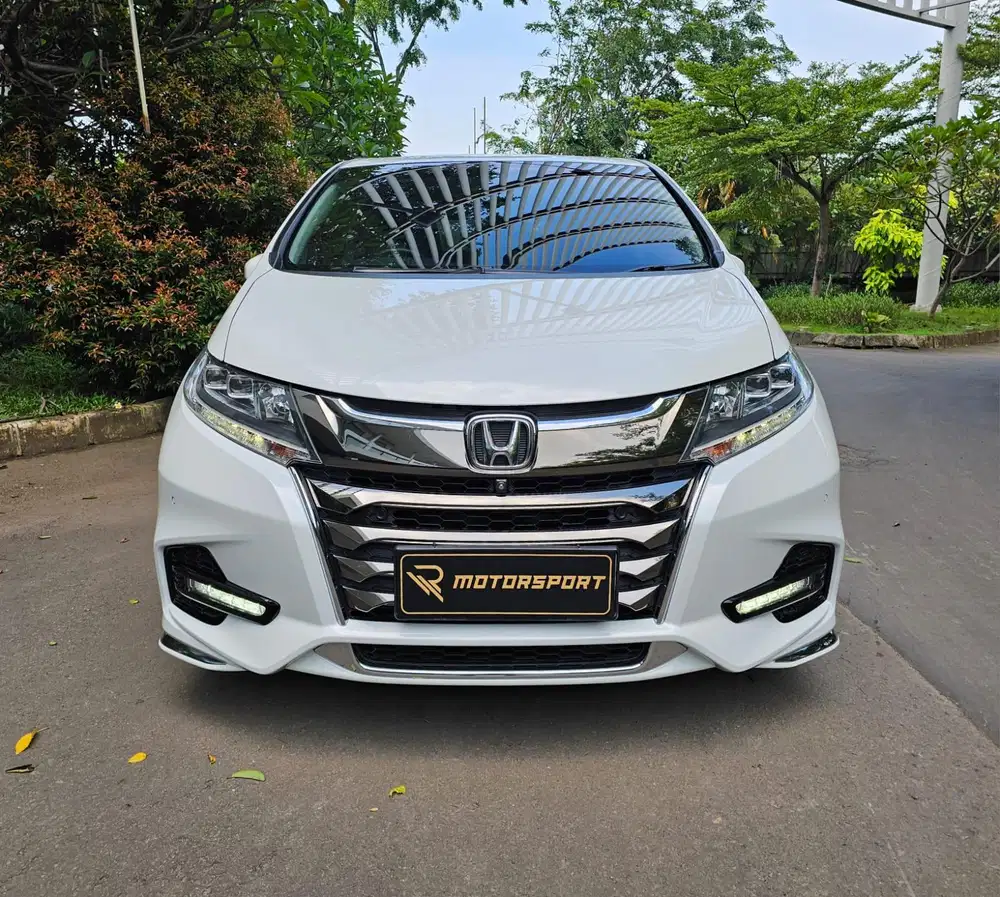 (Prestige) Honda Odyssey 2018 E Prestige