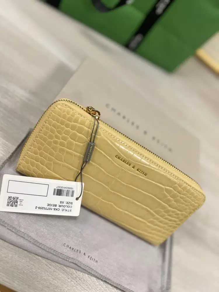 Dompet Charles&Keith - NEW