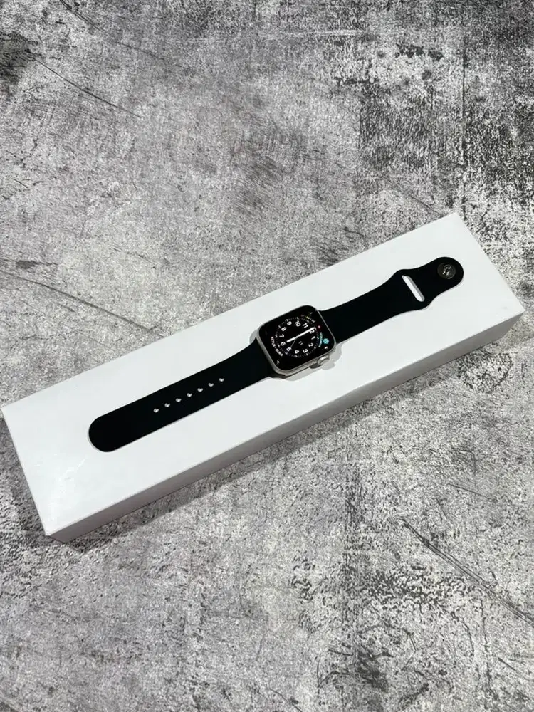 Apple Watch Se Gen 2 40mm Starlight Ex Inter