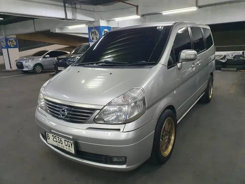 Serena TDp5jt HWS 2012 FullOriginal Seperti Baru Istimewa Sekali Antik