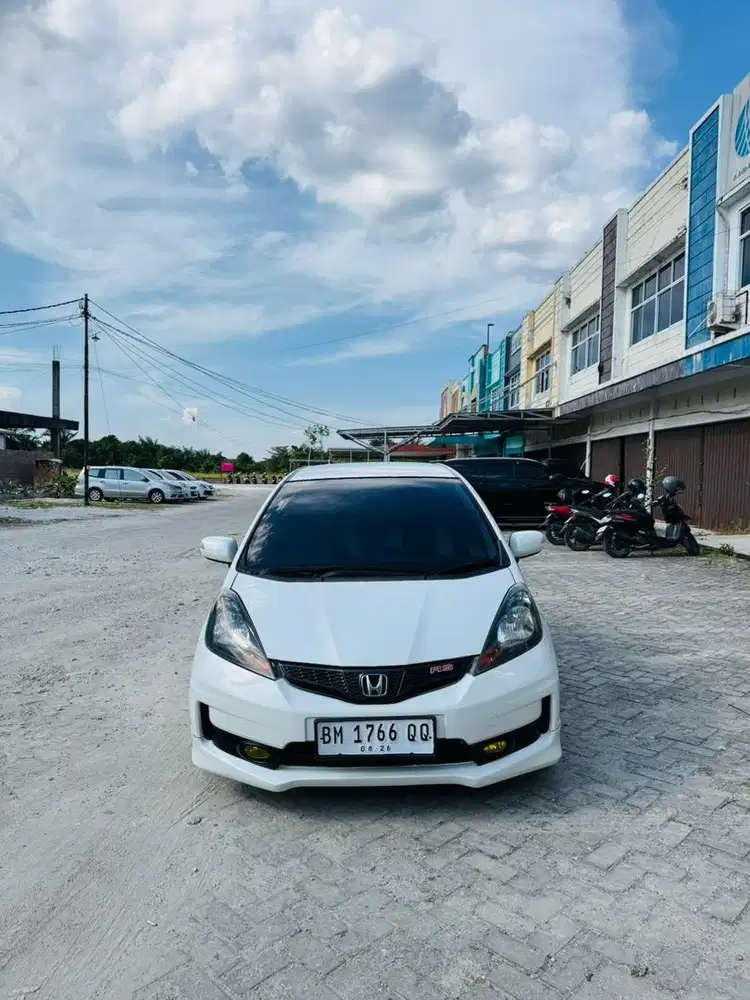 Jazz Rs Mmc 2011/2012 Autometic super