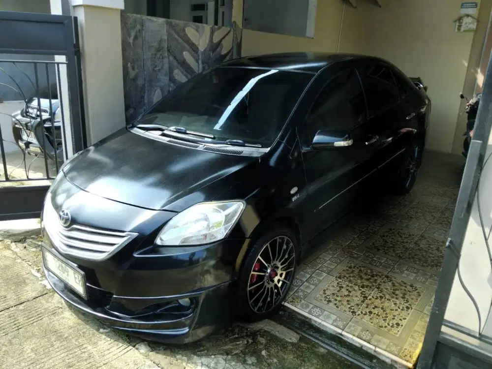 Vios 2010 warna hitam
