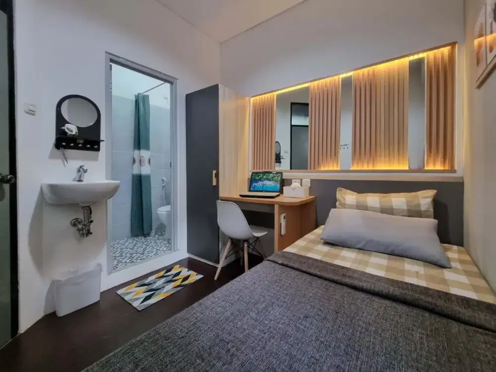 Kost + Parkir Mobil, KM dalam AC Waterheater Full Interior @ Slipi & Kemanggisan