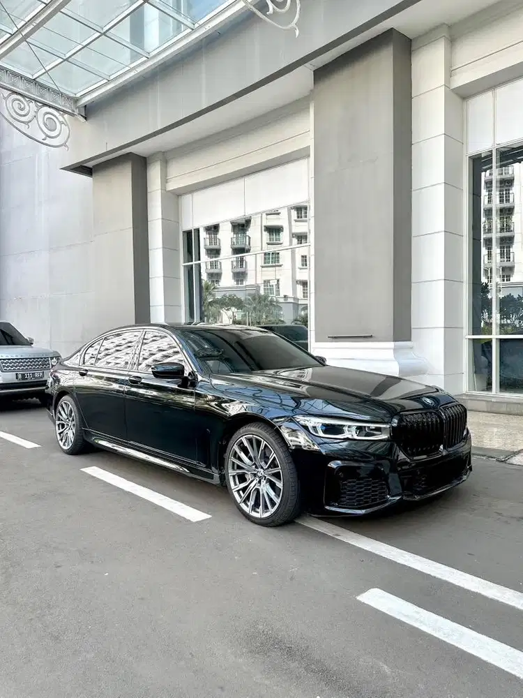 BMW 730Li Facefilt 2022