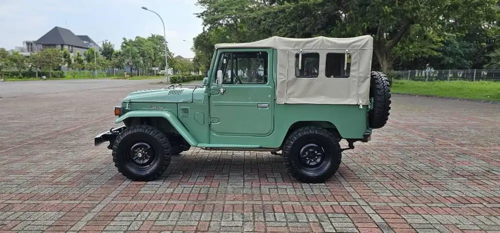 Toyota Kanvas FJ40 4x4 th 1981 Full Original,Super Antik Spt baru