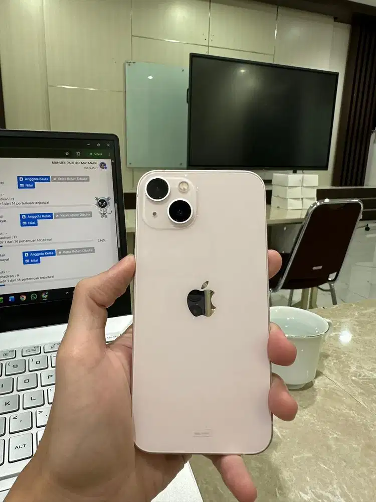 iPhone 13 Pink 128GB Ex iBox