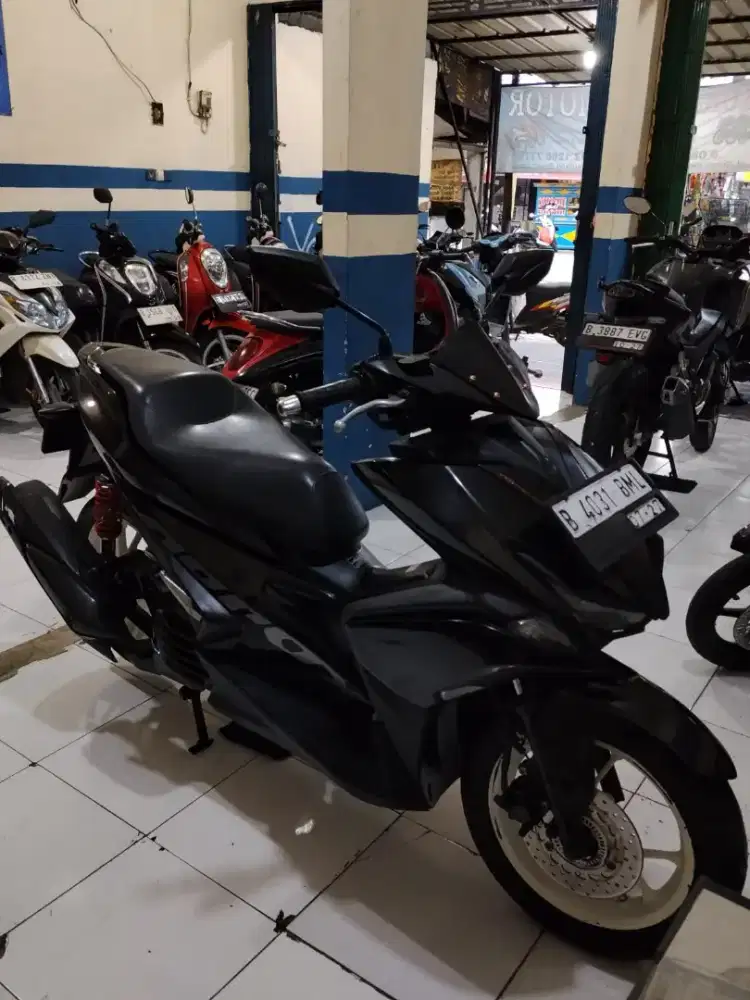 (Forsale) Yamaha Aerox old 2017