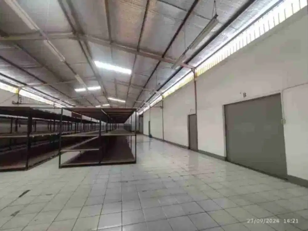Sewa Gudang Pabrik di Taman Kopo Indah Komplek Kavling Industri