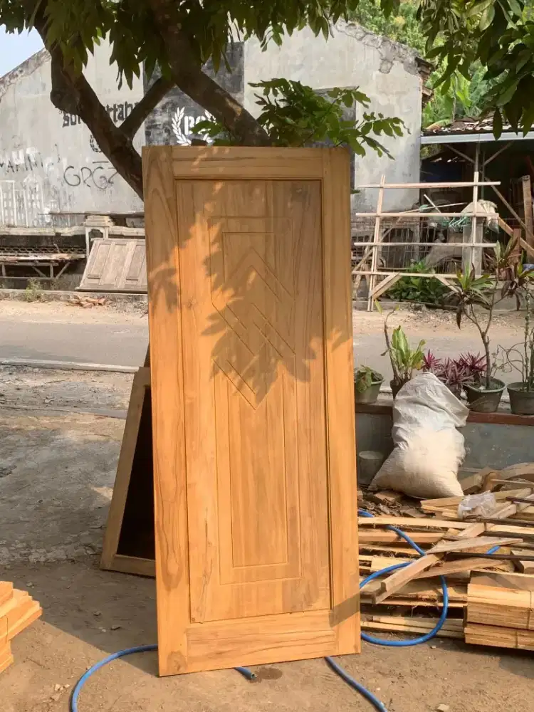PINTU KAYU JATI BERKUALITAS & GARANSI BISA CUSTOM MOTIF