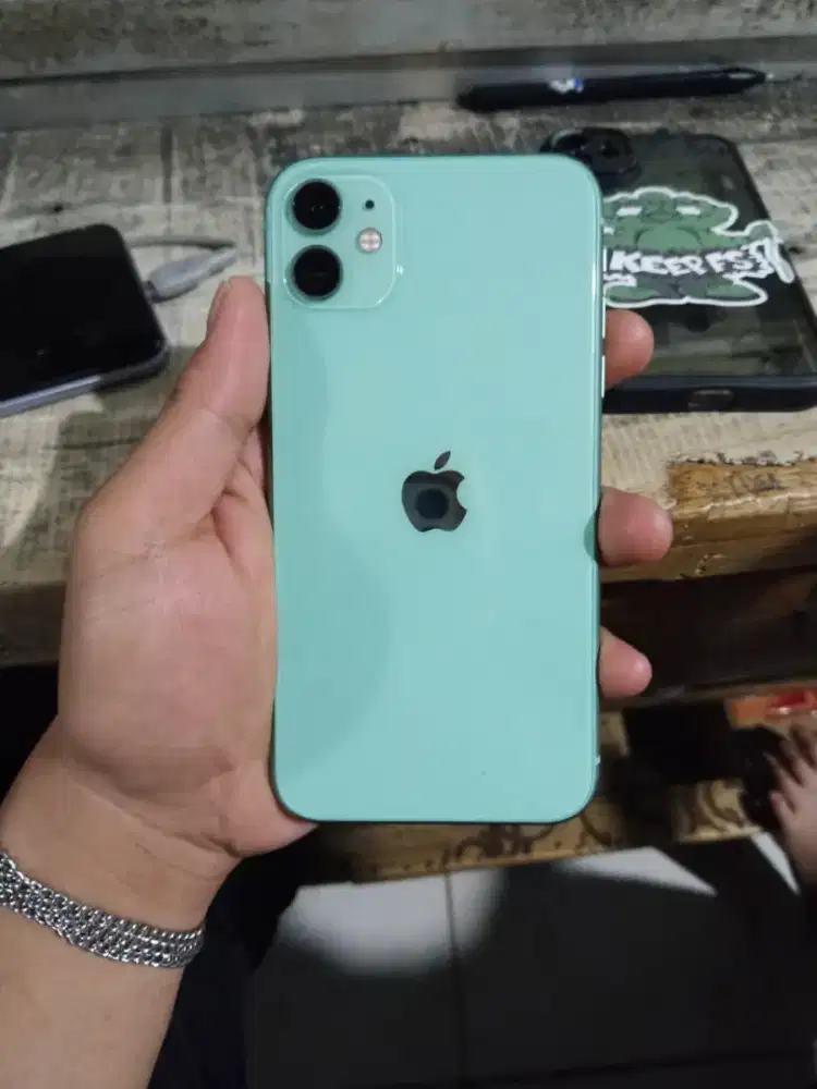 iPhone 11 128GB ex inter Fullset